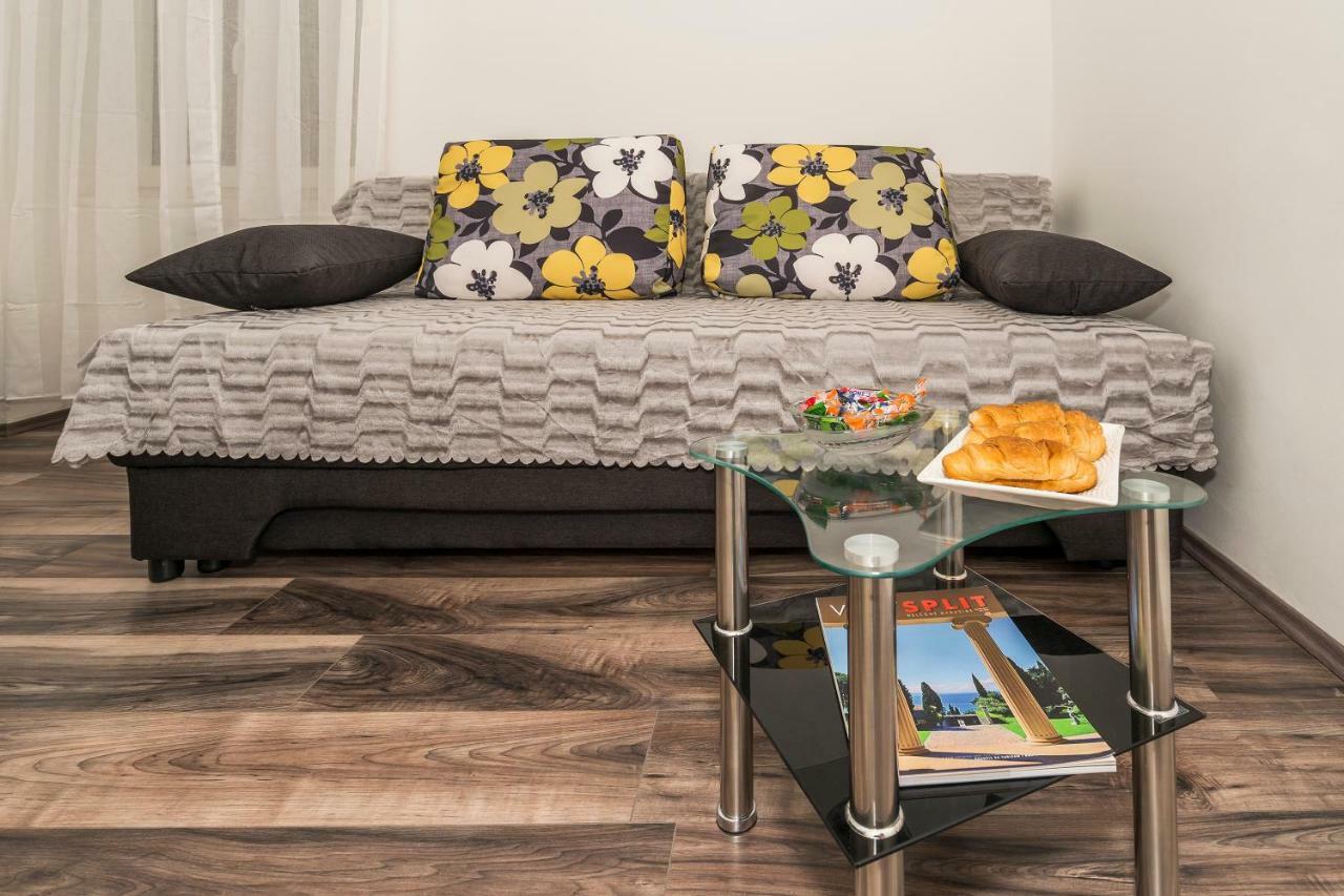 Rooftop City View Apartment In The Palace Walls Split Exterior foto